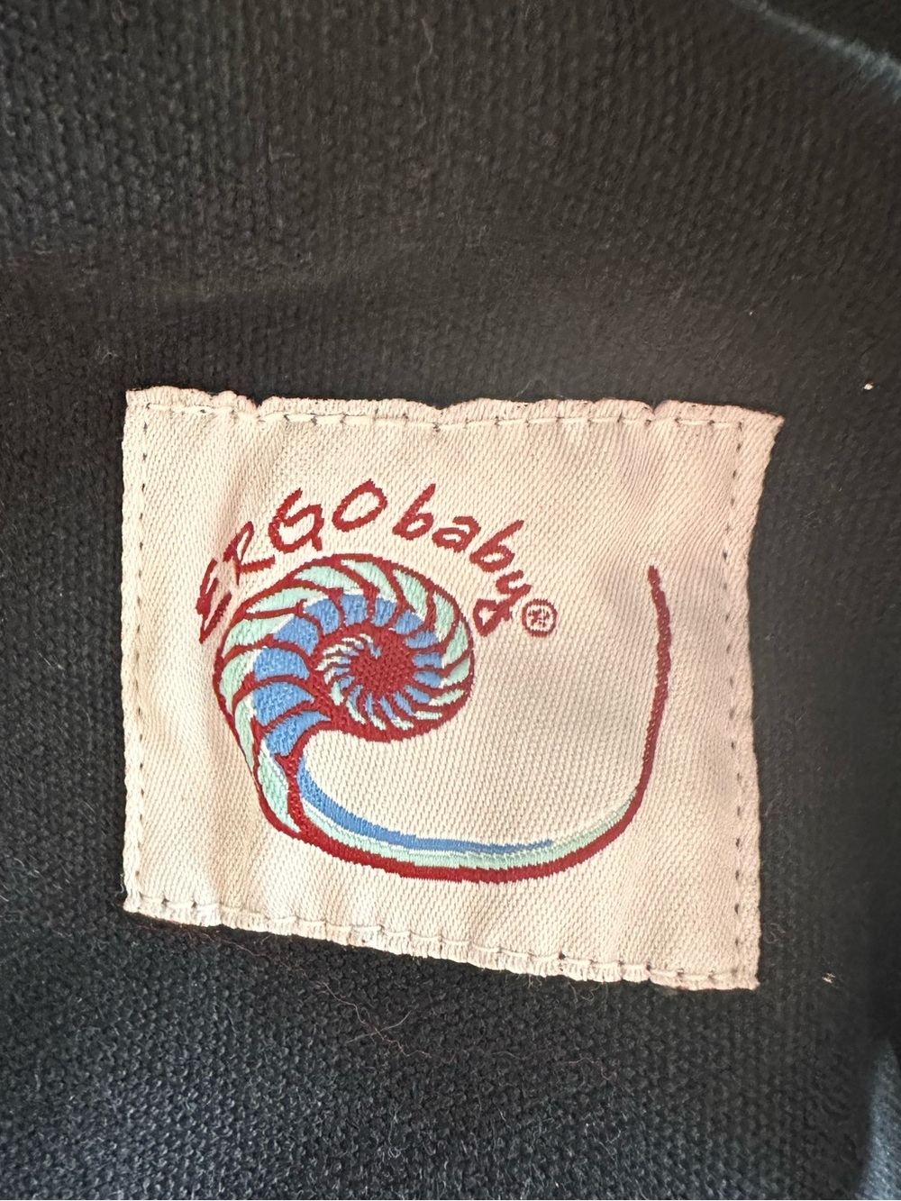 Ergobaby - Picture 2 of 5